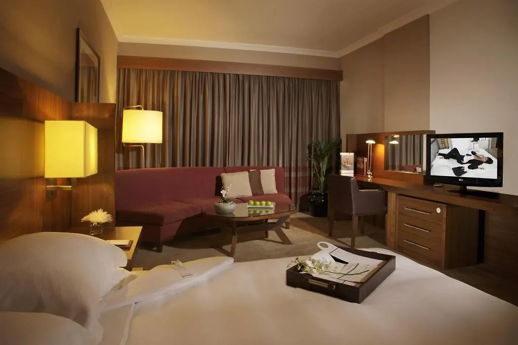 Jumeira Rotana - Dubai Hotel